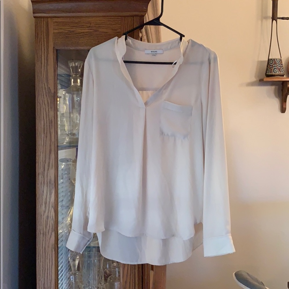 Hi-lo blouse
